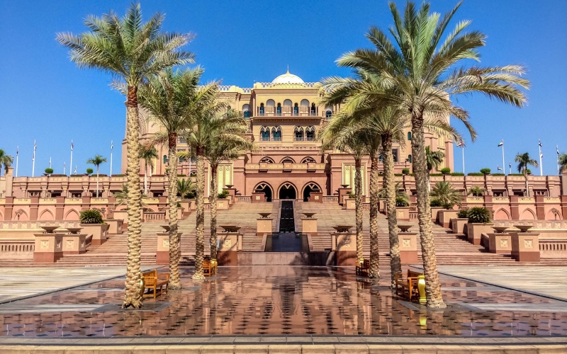 emirates-palace-abu-dhabi-united-arab-emirates-598696056_3264x2448